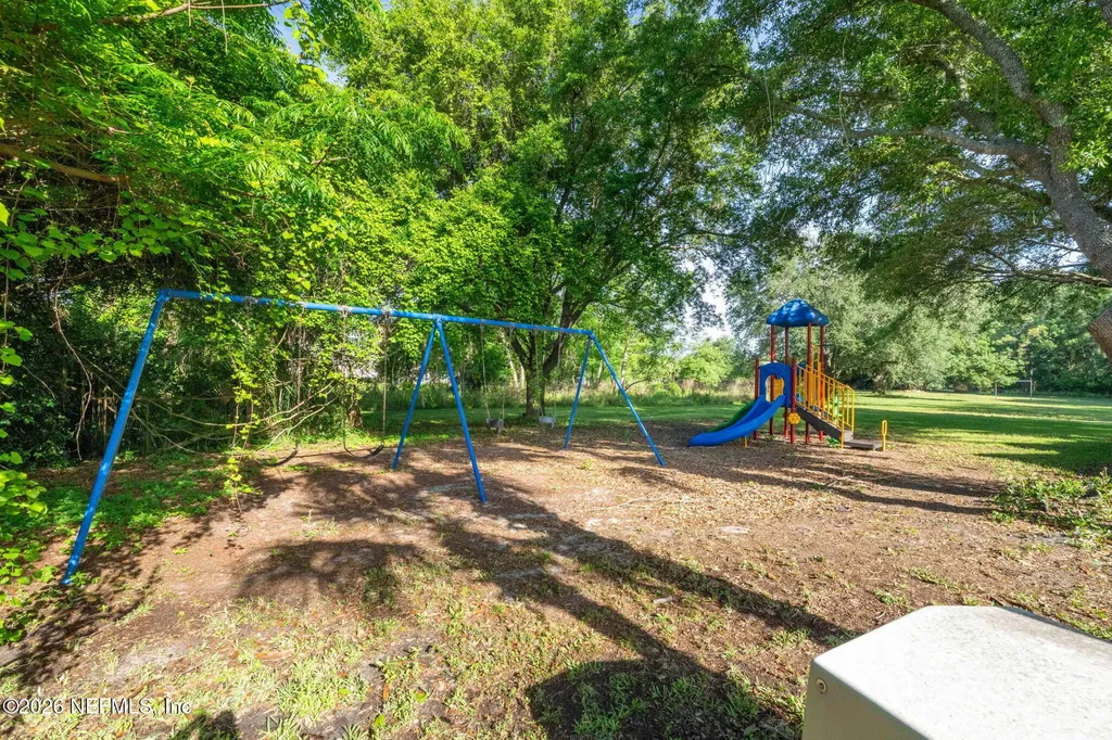 8904 Canopy Oaks Drive Jacksonville FL 32256