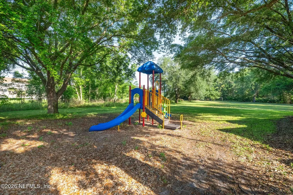 8904 Canopy Oaks Drive Jacksonville FL 32256