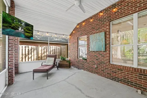 8904 Canopy Oaks Drive Jacksonville FL 32256