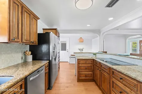 802 3rd Avenue N Jacksonville Beach FL 32250