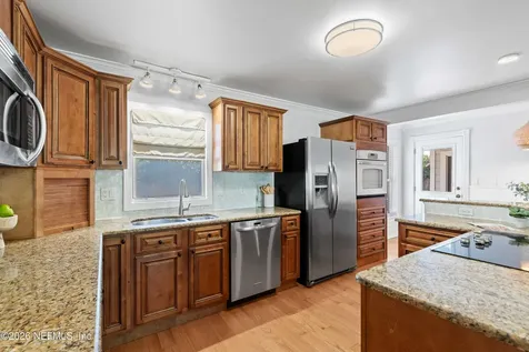 802 3rd Avenue N Jacksonville Beach FL 32250