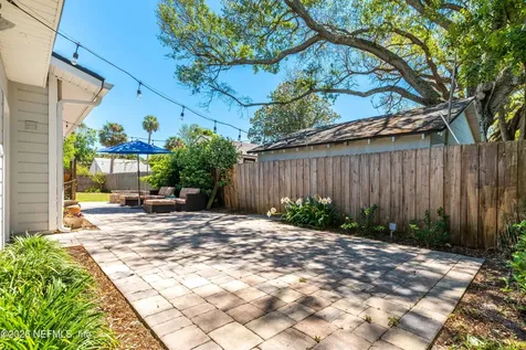 802 3rd Avenue N Jacksonville Beach FL 32250