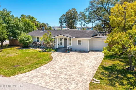 802 3rd Avenue N Jacksonville Beach FL 32250