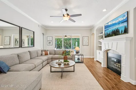 160 Woodcross Drive St. Johns FL 32259