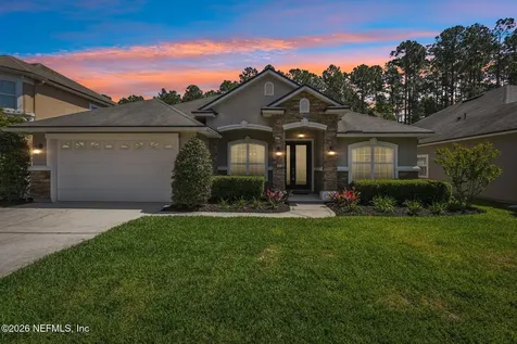 160 Woodcross Drive St. Johns FL 32259