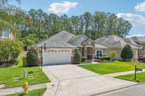 160 Woodcross Drive St. Johns FL 32259