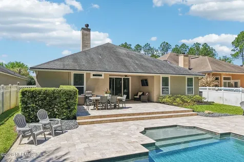 160 Woodcross Drive St. Johns FL 32259