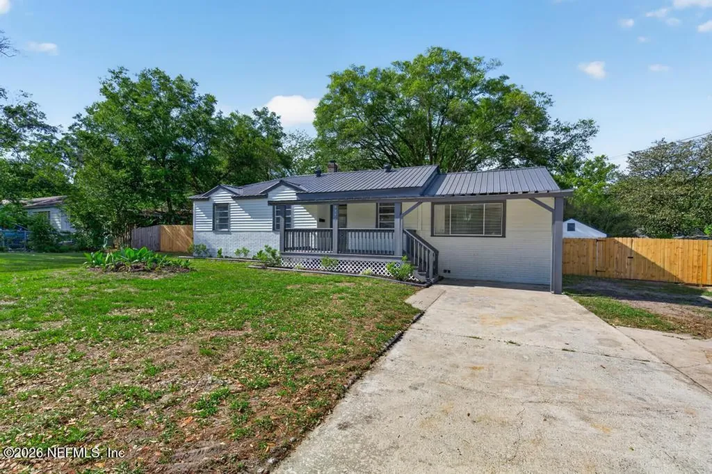 9751 S Macarthur Court Jacksonville FL 32246