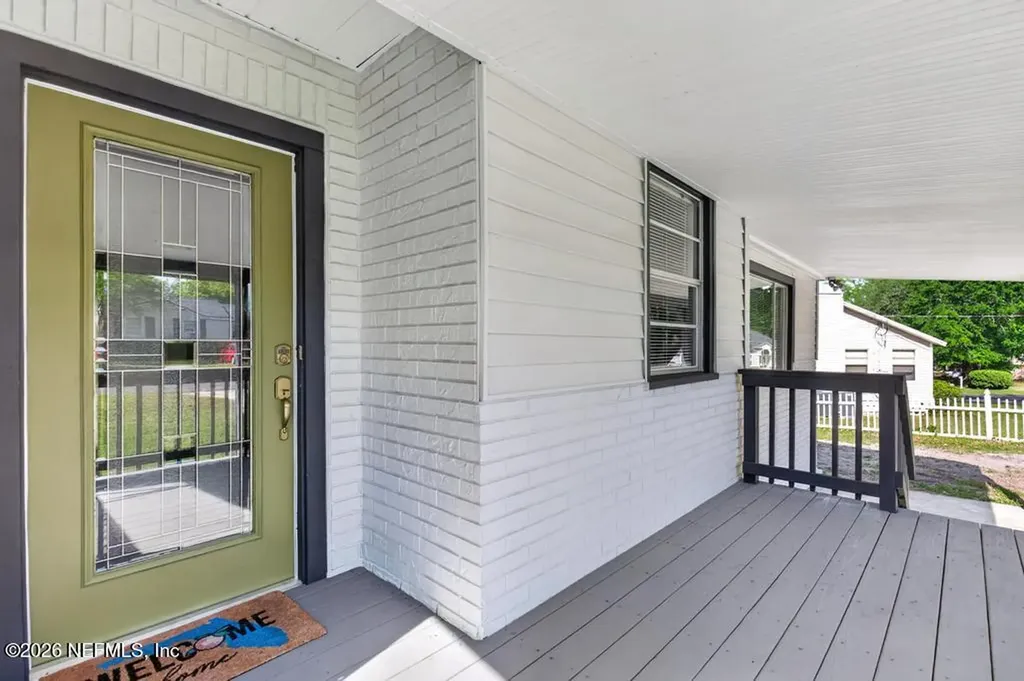 9751 S Macarthur Court Jacksonville FL 32246