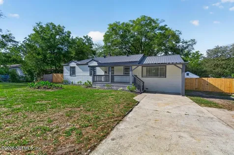 9751 S Macarthur Court Jacksonville FL 32246