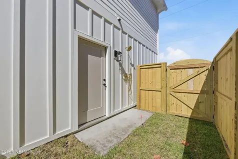 802 4th Street S Jacksonville Beach FL 32250