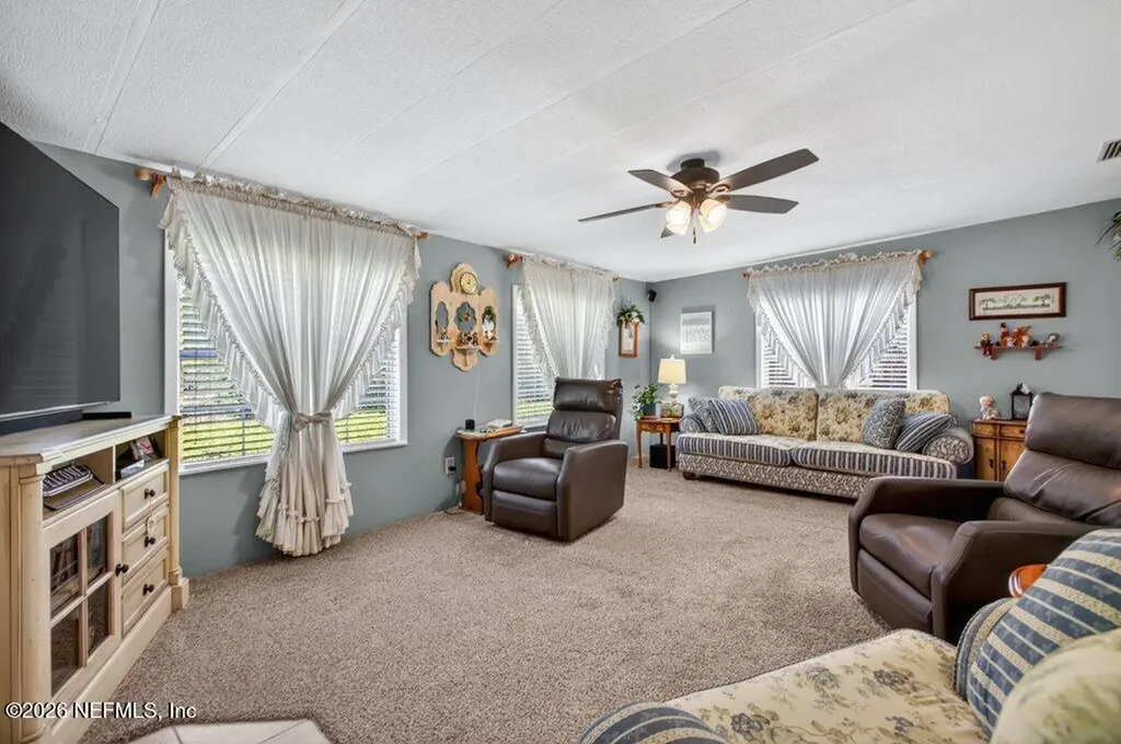 155 Tompkins Road Pomona Park FL 32181