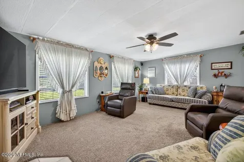 155 Tompkins Road Pomona Park FL 32181