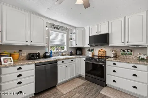 155 Tompkins Road Pomona Park FL 32181