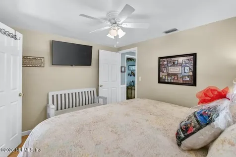 155 Tompkins Road Pomona Park FL 32181