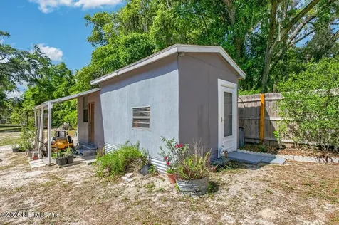 155 Tompkins Road Pomona Park FL 32181