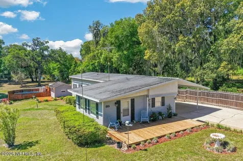 155 Tompkins Road Pomona Park FL 32181