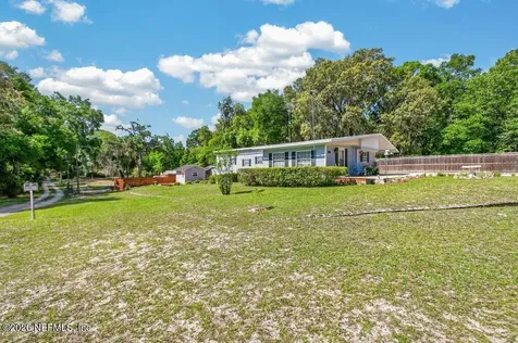 155 Tompkins Road Pomona Park FL 32181