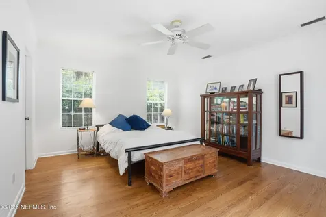 1905 Largo Road Jacksonville FL 32207