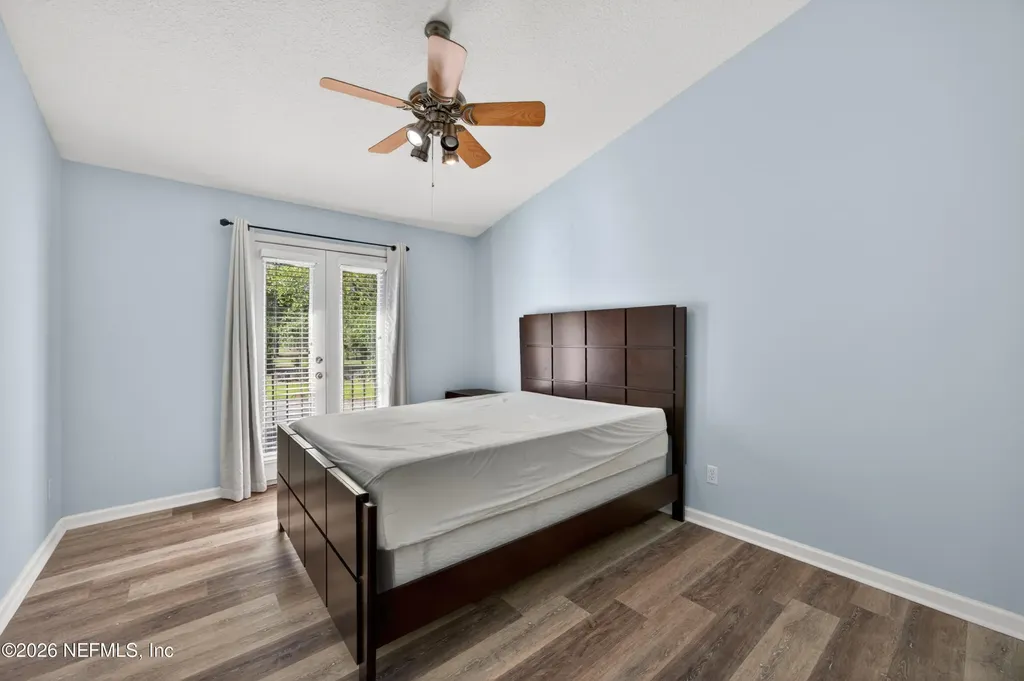 13727 Richmond Park Drive N Jacksonville FL 32224