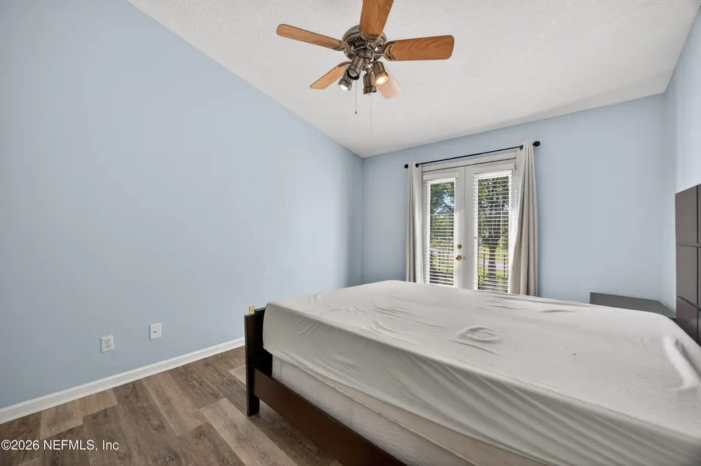13727 Richmond Park Drive N Jacksonville FL 32224