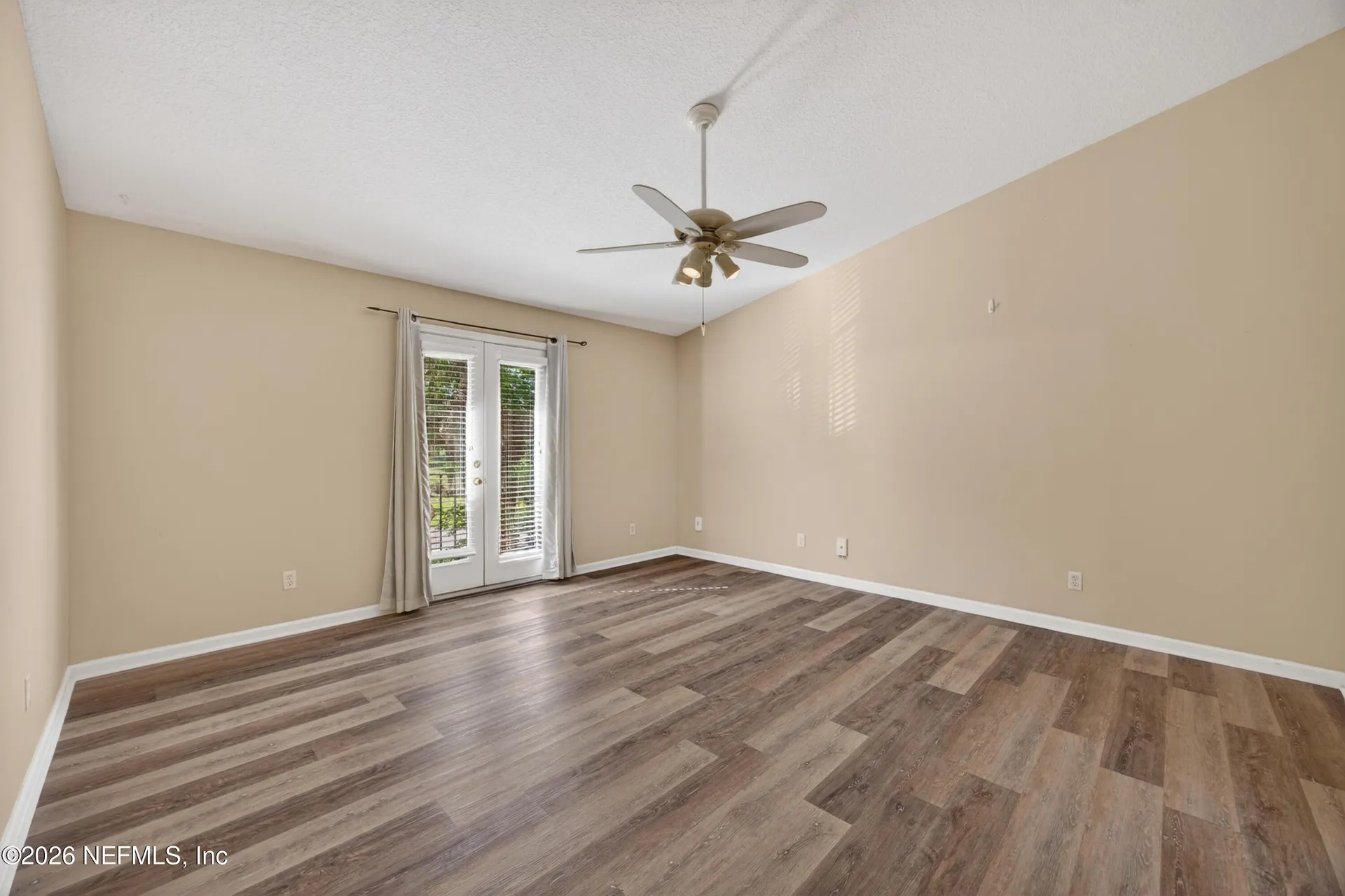 13727 Richmond Park Drive N Jacksonville FL 32224