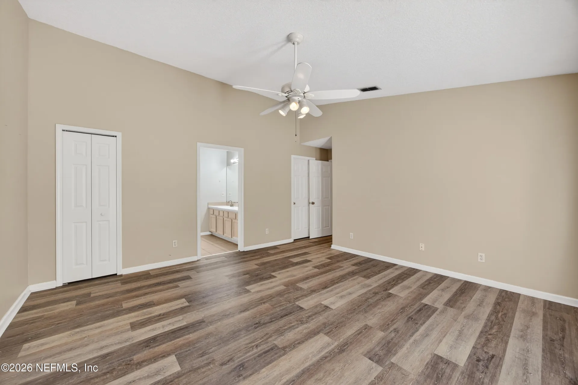 13727 Richmond Park Drive N Jacksonville FL 32224