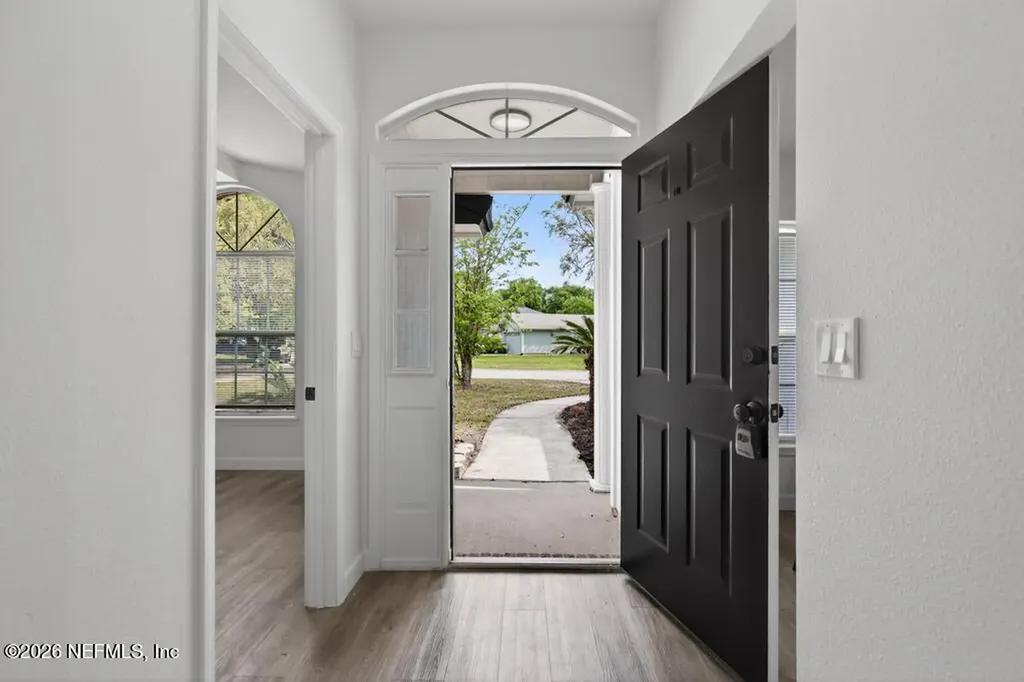 7530 Fawn Lake Drive S Jacksonville FL 32256