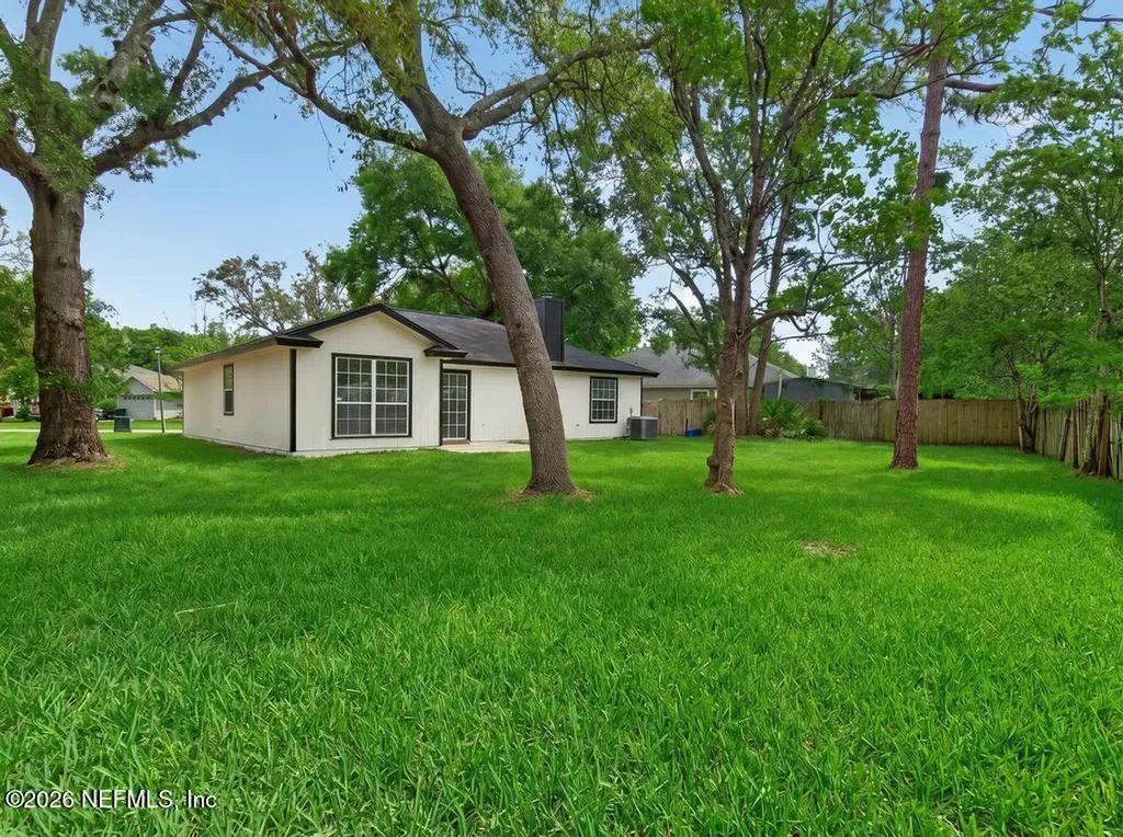 7530 Fawn Lake Drive S Jacksonville FL 32256
