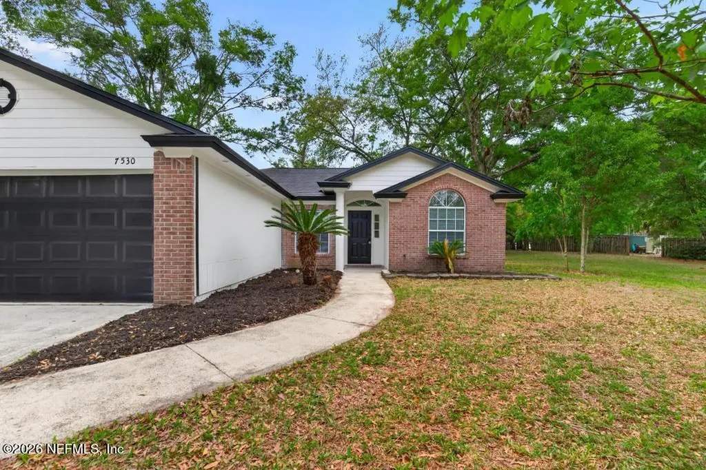 7530 Fawn Lake Drive S Jacksonville FL 32256