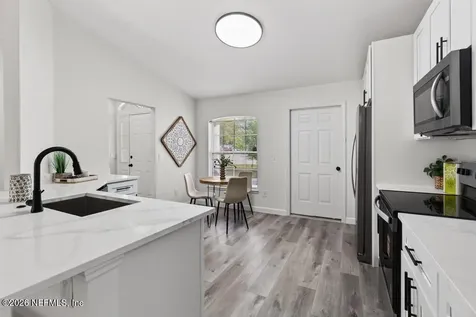 7530 Fawn Lake Drive S Jacksonville FL 32256