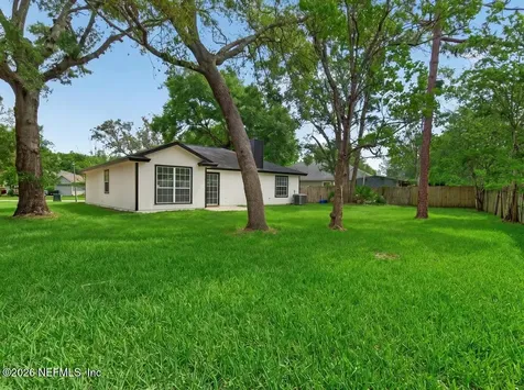 7530 Fawn Lake Drive S Jacksonville FL 32256