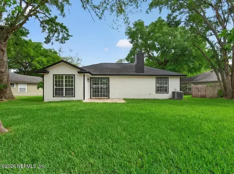 7530 Fawn Lake Drive S Jacksonville FL 32256