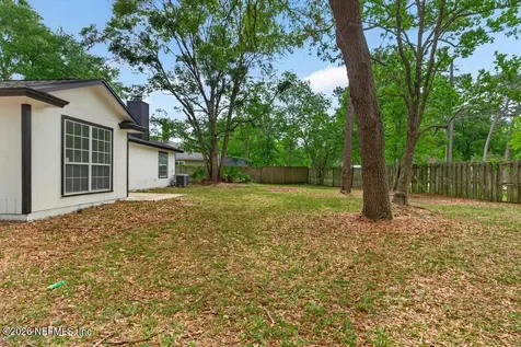 7530 Fawn Lake Drive S Jacksonville FL 32256