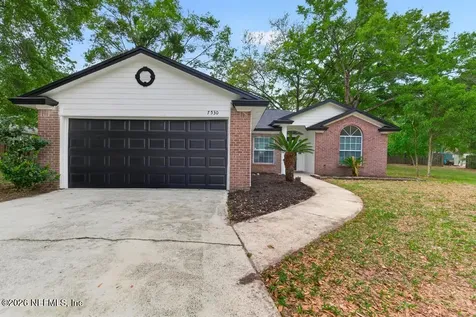 7530 Fawn Lake Drive S Jacksonville FL 32256