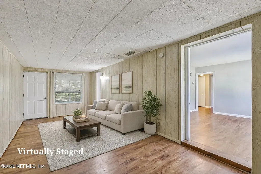 3827 Colebrooke Drive Jacksonville FL 32210