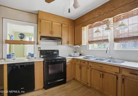 478 Demper Drive Jacksonville FL 32208