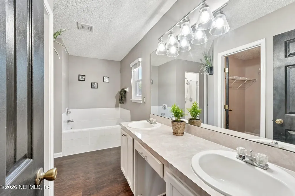 5392 Beatle Court Jacksonville FL 32244