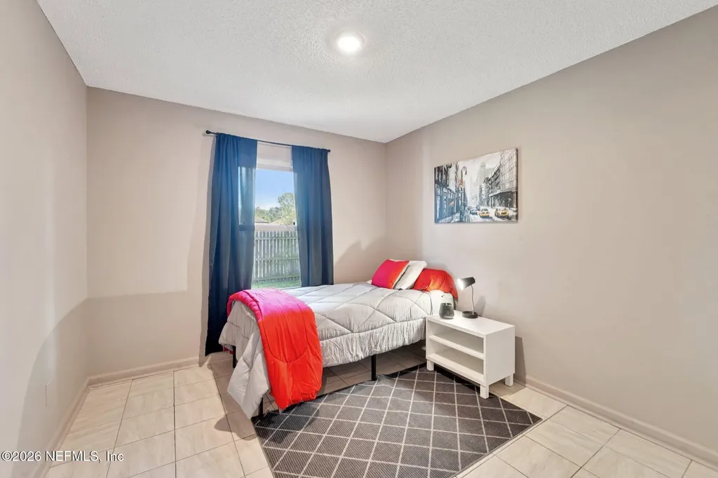 5392 Beatle Court Jacksonville FL 32244