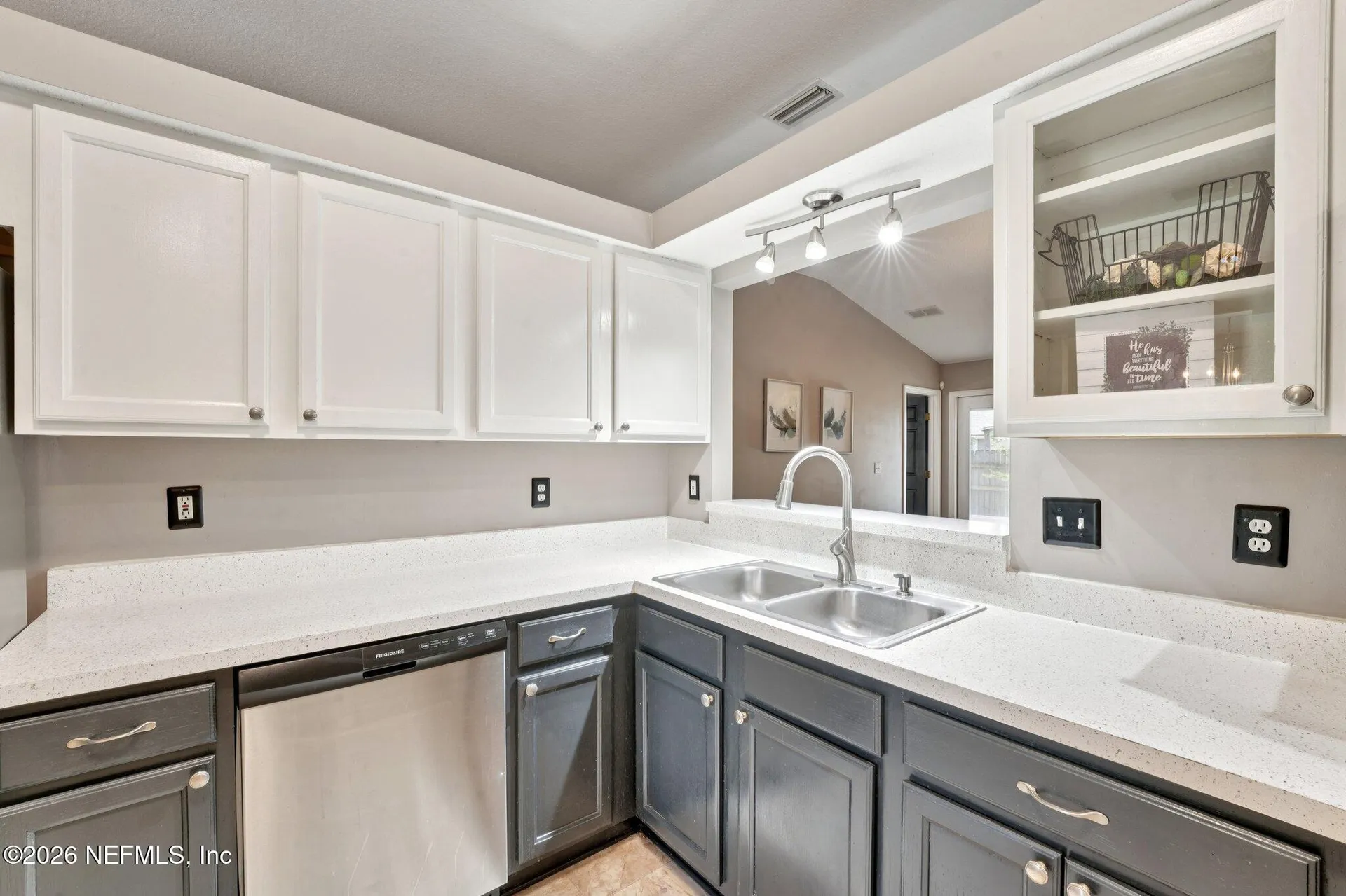 5392 Beatle Court Jacksonville FL 32244