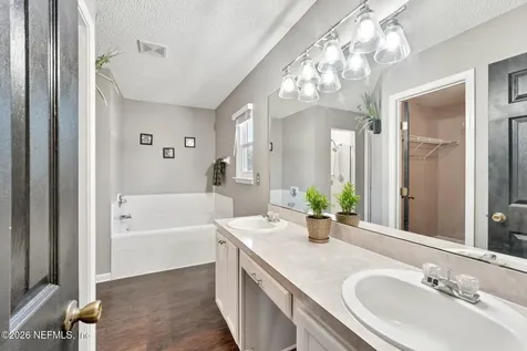 5392 Beatle Court Jacksonville FL 32244