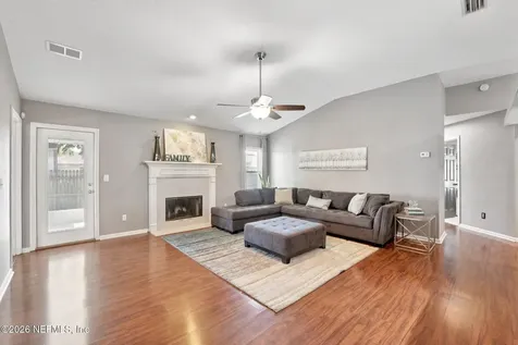5392 Beatle Court Jacksonville FL 32244