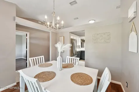 5392 Beatle Court Jacksonville FL 32244