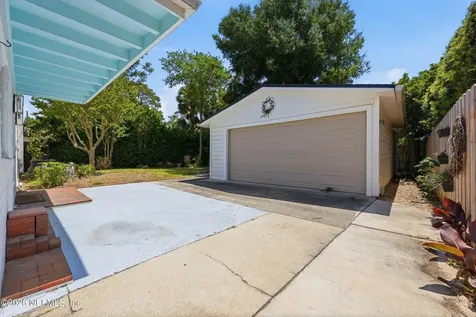 1622 Avoca Place Jacksonville FL 32207
