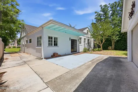 1622 Avoca Place Jacksonville FL 32207