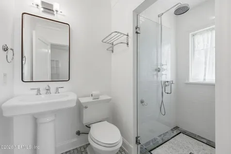 1622 Avoca Place Jacksonville FL 32207