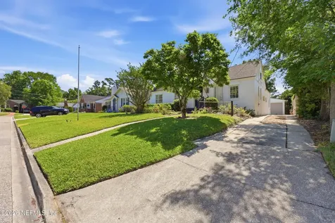1622 Avoca Place Jacksonville FL 32207