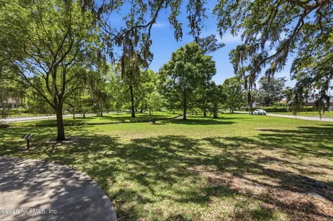 1622 Avoca Place Jacksonville FL 32207