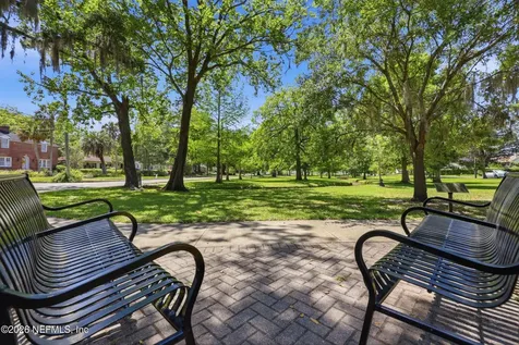 1622 Avoca Place Jacksonville FL 32207