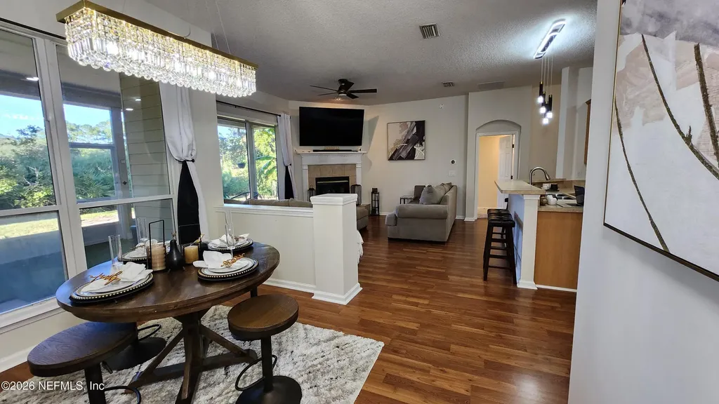 1941 Wages Way Jacksonville FL 32218